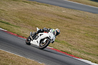 enduro-digital-images;event-digital-images;eventdigitalimages;no-limits-trackdays;peter-wileman-photography;racing-digital-images;snetterton;snetterton-no-limits-trackday;snetterton-photographs;snetterton-trackday-photographs;trackday-digital-images;trackday-photos